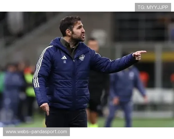 法布雷加斯执教风格获赞 多队争相邀请其加盟 法布雷加斯执教风格获赞 多队争相邀请其加盟