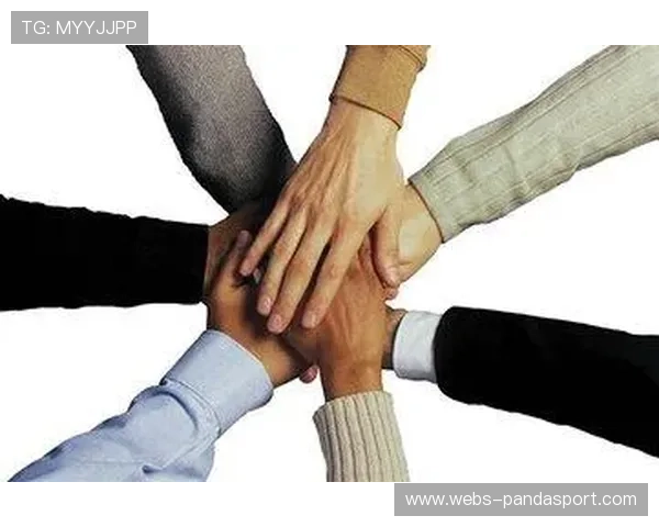 球员家长刘璐璐：棒垒球培养孩子团队意识和凝聚力